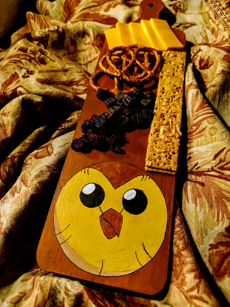 Owl plaque, painted wood.